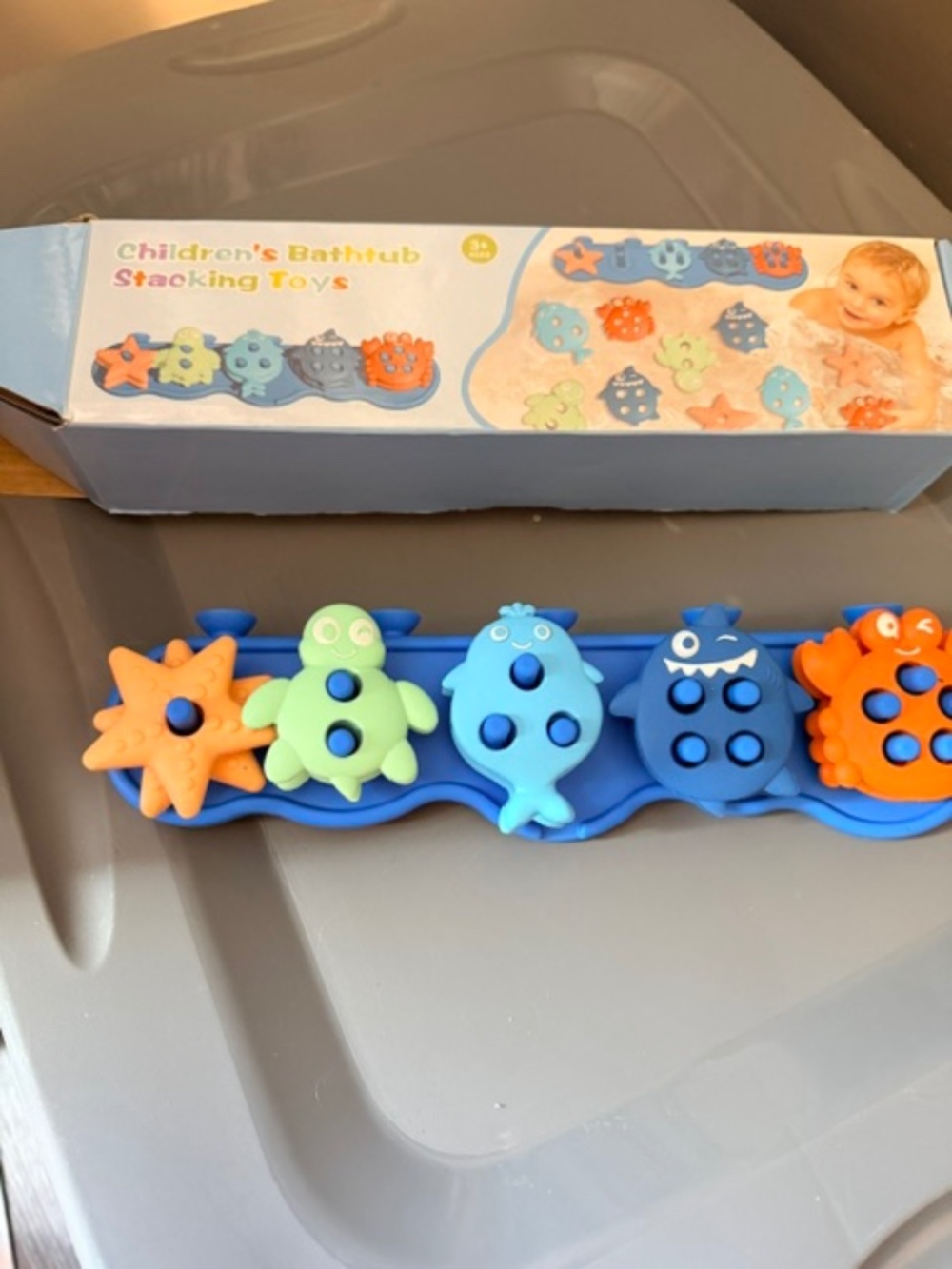 Bathtub stacking learning toy